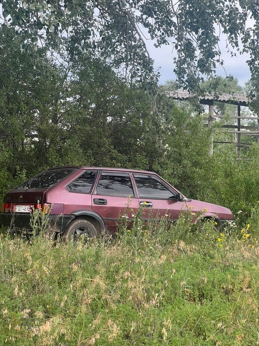 Обміняю 2 жигуля 2109-2110