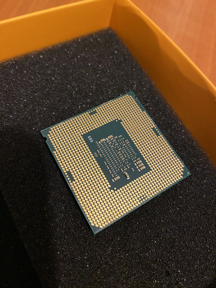 Продам процессор ПК Intel G4620 4 потока (3.7GHz). Встроена видеокарта