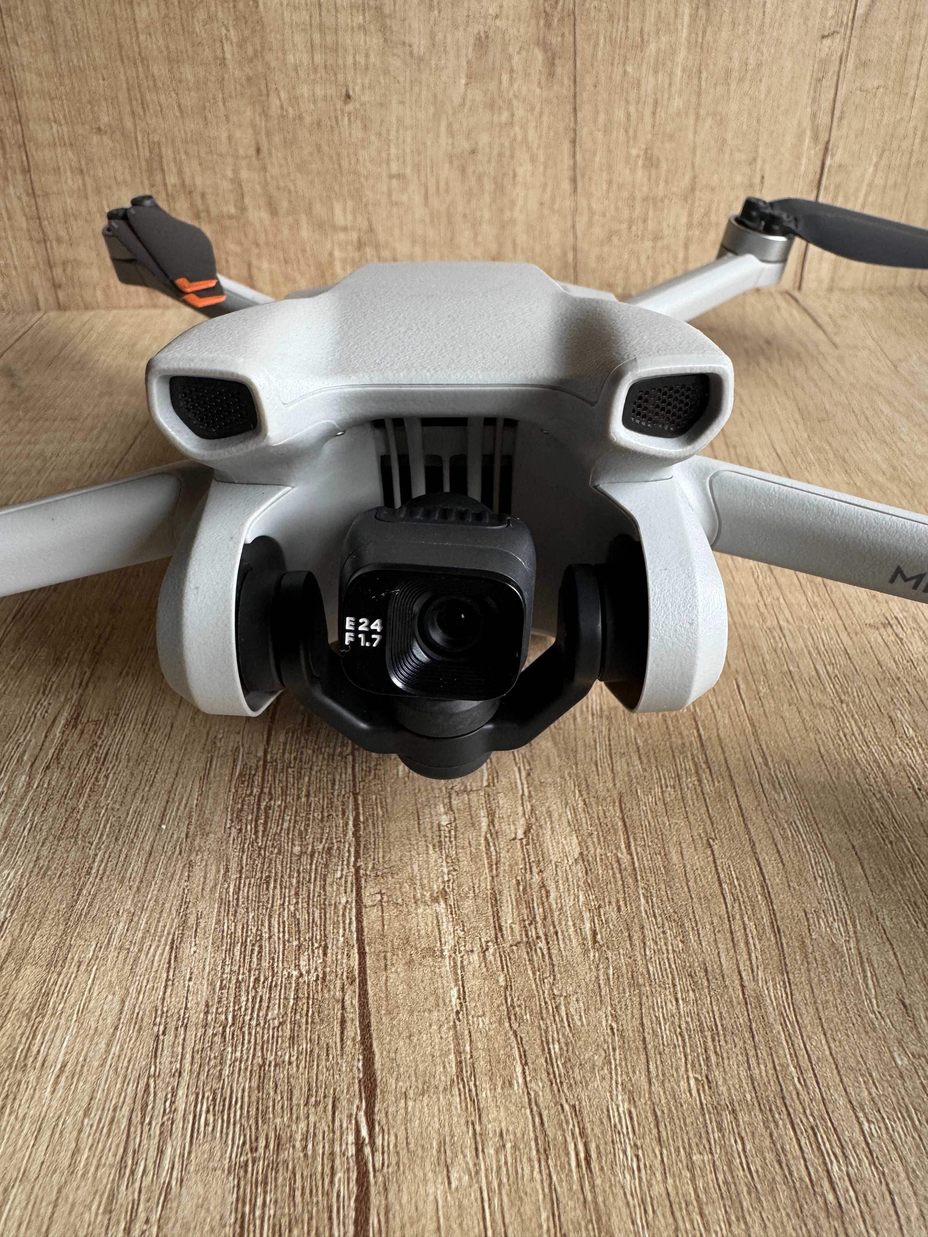 DJI Mini 3 Gwarancja - 3 akusy, torba, filtry