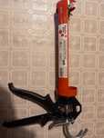 Pistolet do silikonu Schuller czerwony