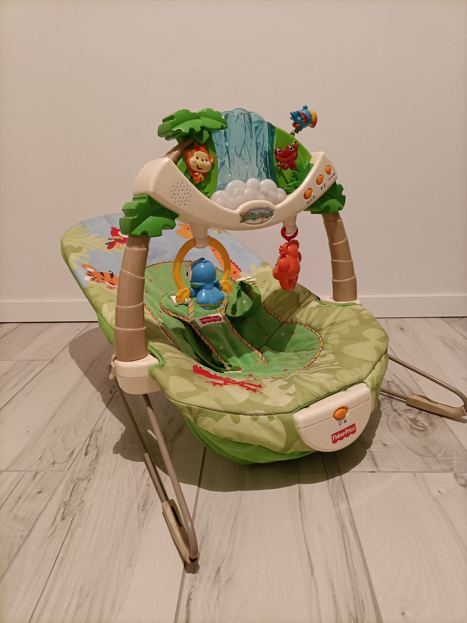 Leżaczek fisher price