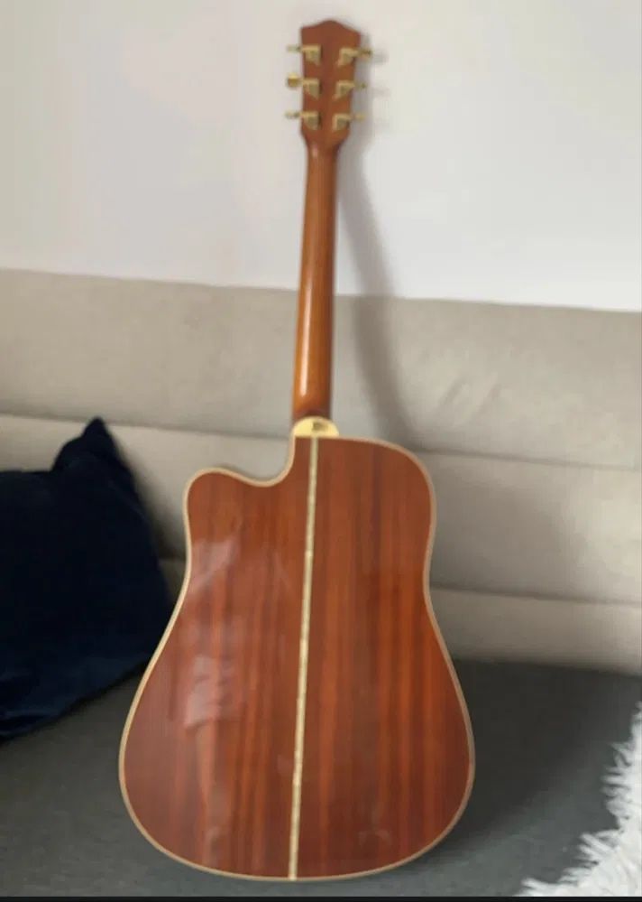 Gitara jak nowa stan bardzo dobry l KISIELEWSKIEGO