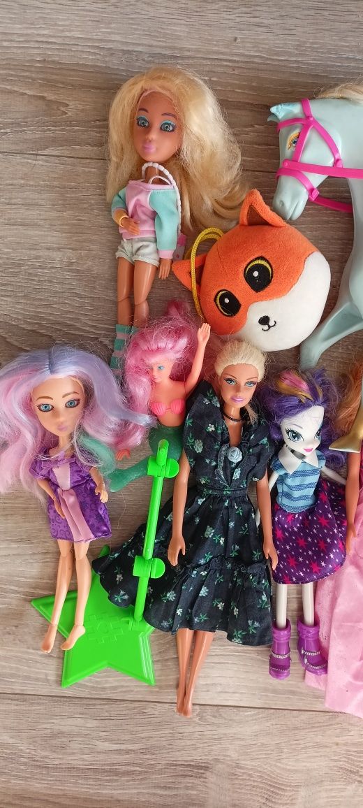 Różne zabawki lalki Barbie Simba Pony i inne