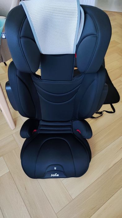 fotelik samochodowy Joie traver 18-36kg + mata aeromove + ochraniacz