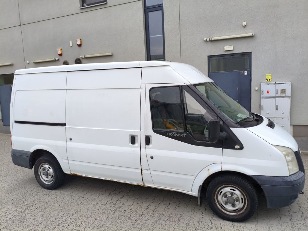 Ford Transit L2H2