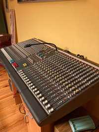 Mikser analogowy Allen & Heath GL2200-32 + case