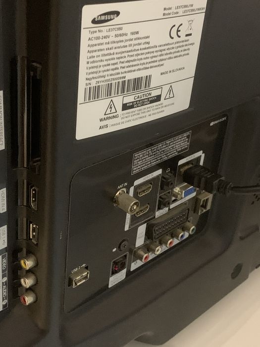 Телевізор Samsung 37” LE37C550