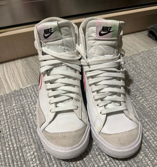 Продам Кросівки Nike