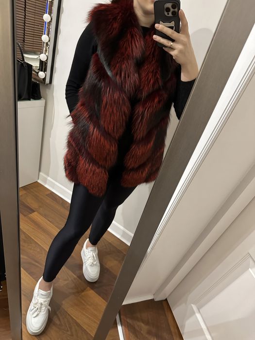 Kamizelka z futra lisa czerwono czarna