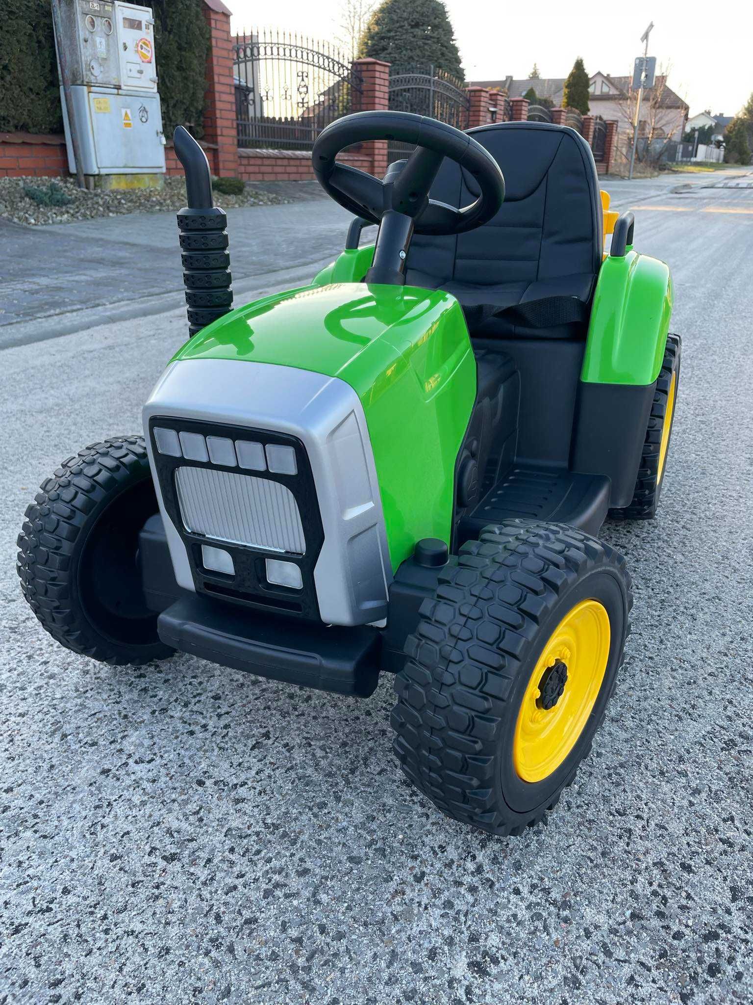 NOWY Traktor na akumulator z Przyczepką Pilot 137cm 12V dla dzieci