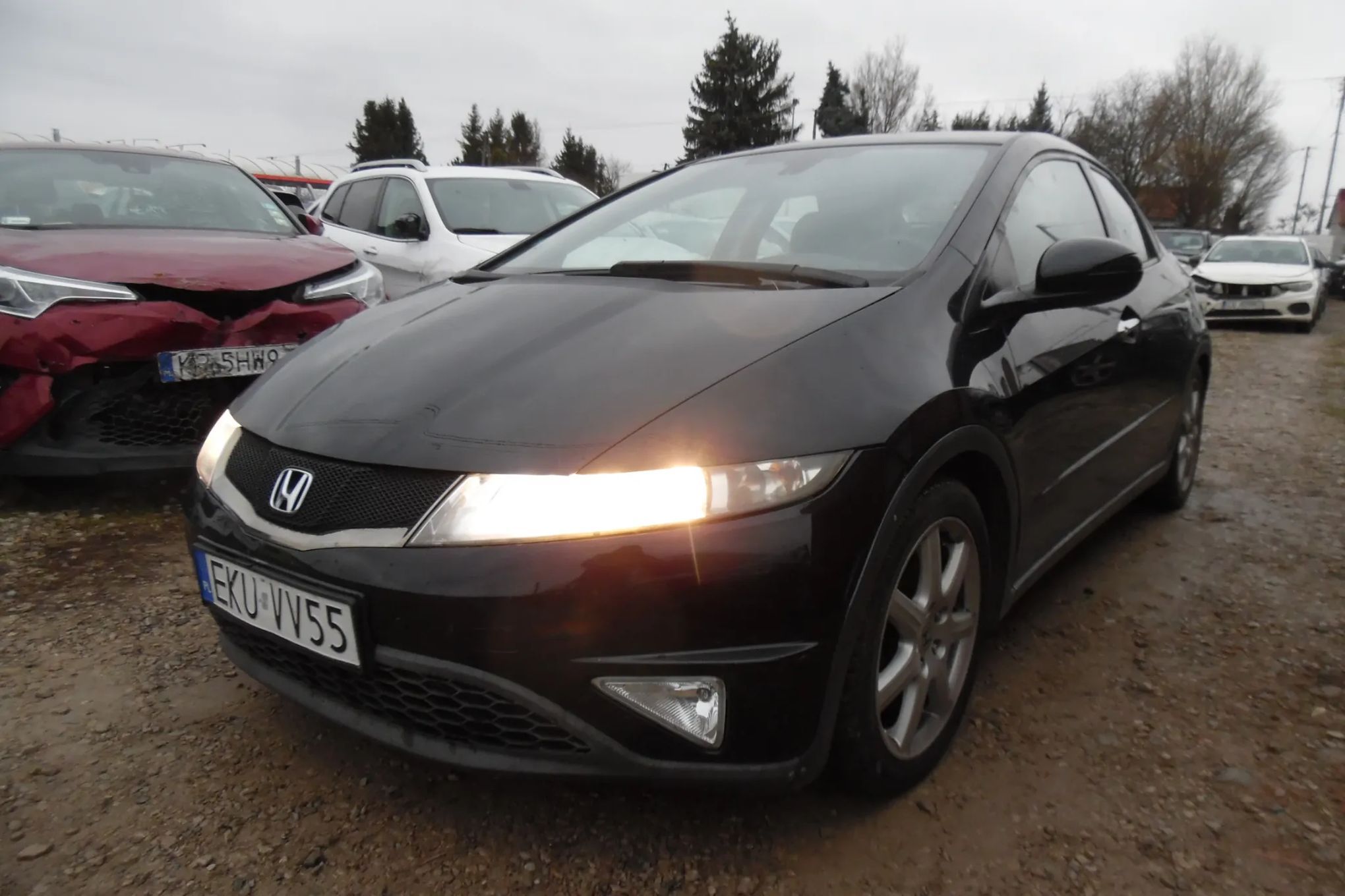 Honda Civic UFO 2009r, 1.8 Benzyna + LPG. Uszkodzony prawy tył. Jeździ.
