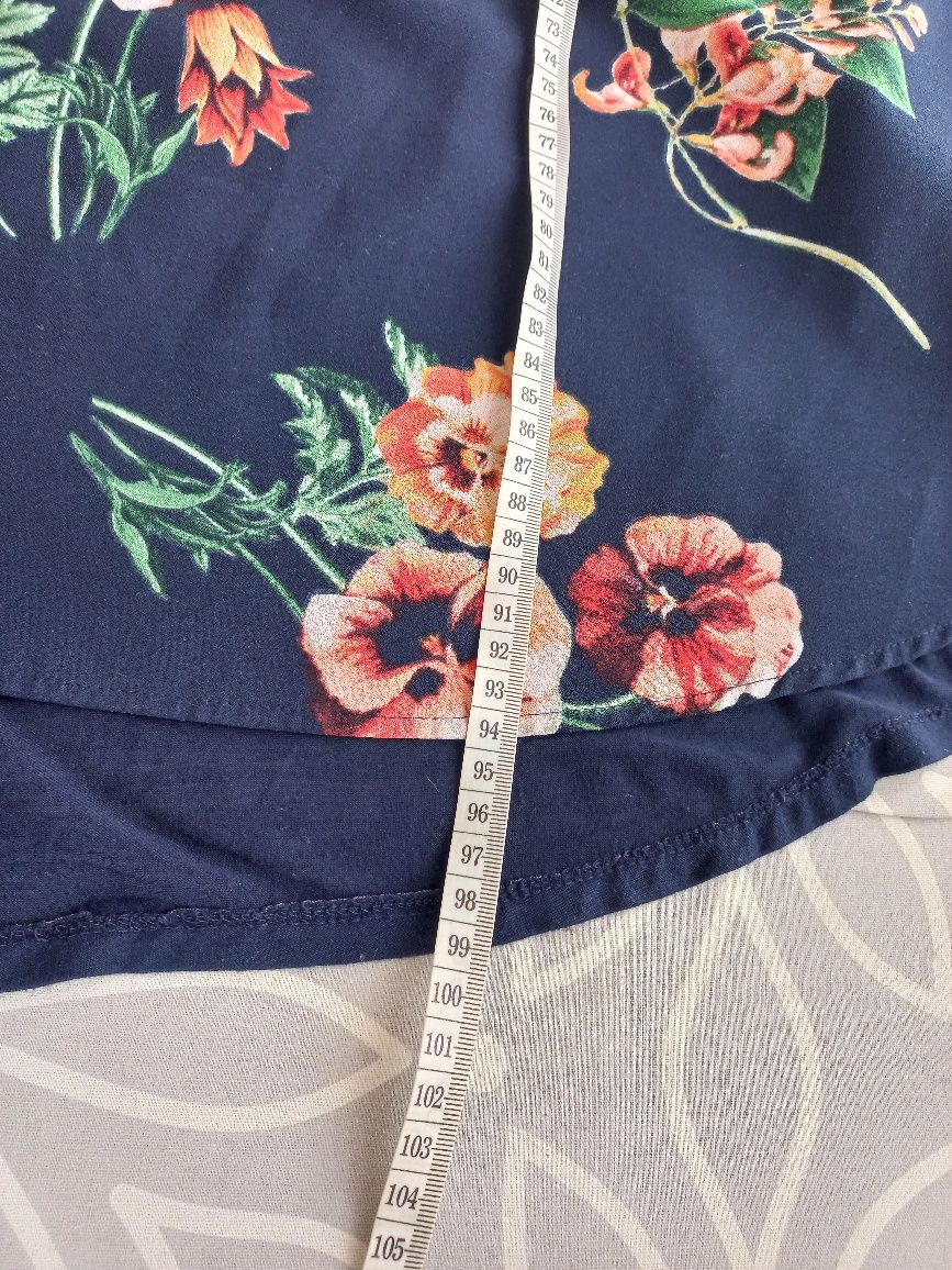 Śliczna duża sukienka New York USA rozm XL- XXL