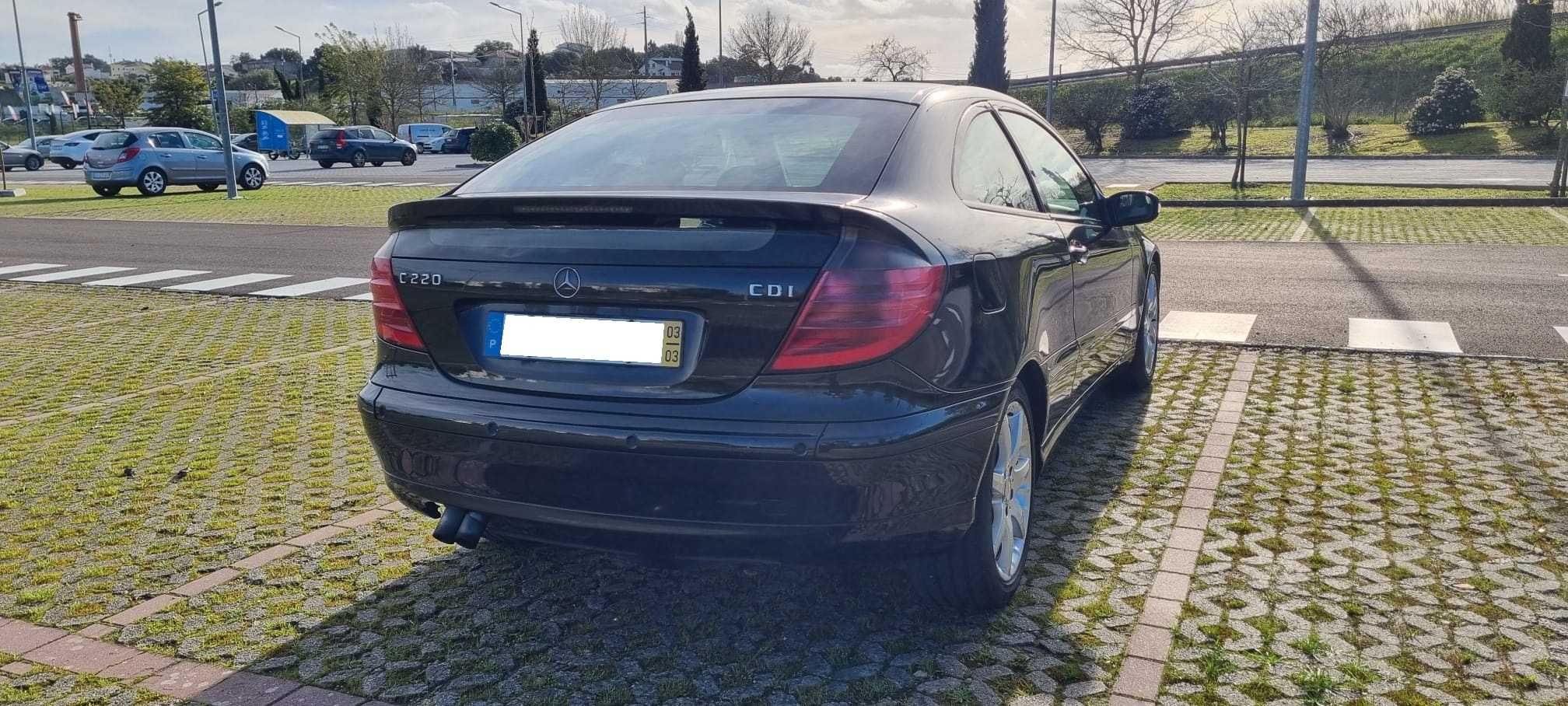 220 mil km | Bluetooth | C220 CDI Sport Coupe