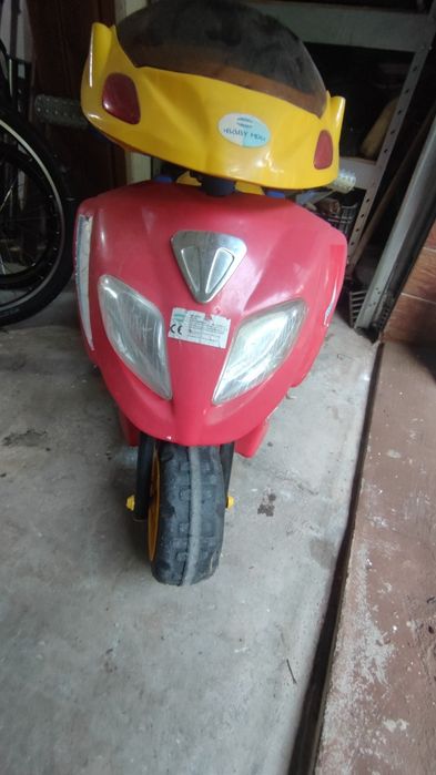 Duży motor na akumulator dla dziecka
