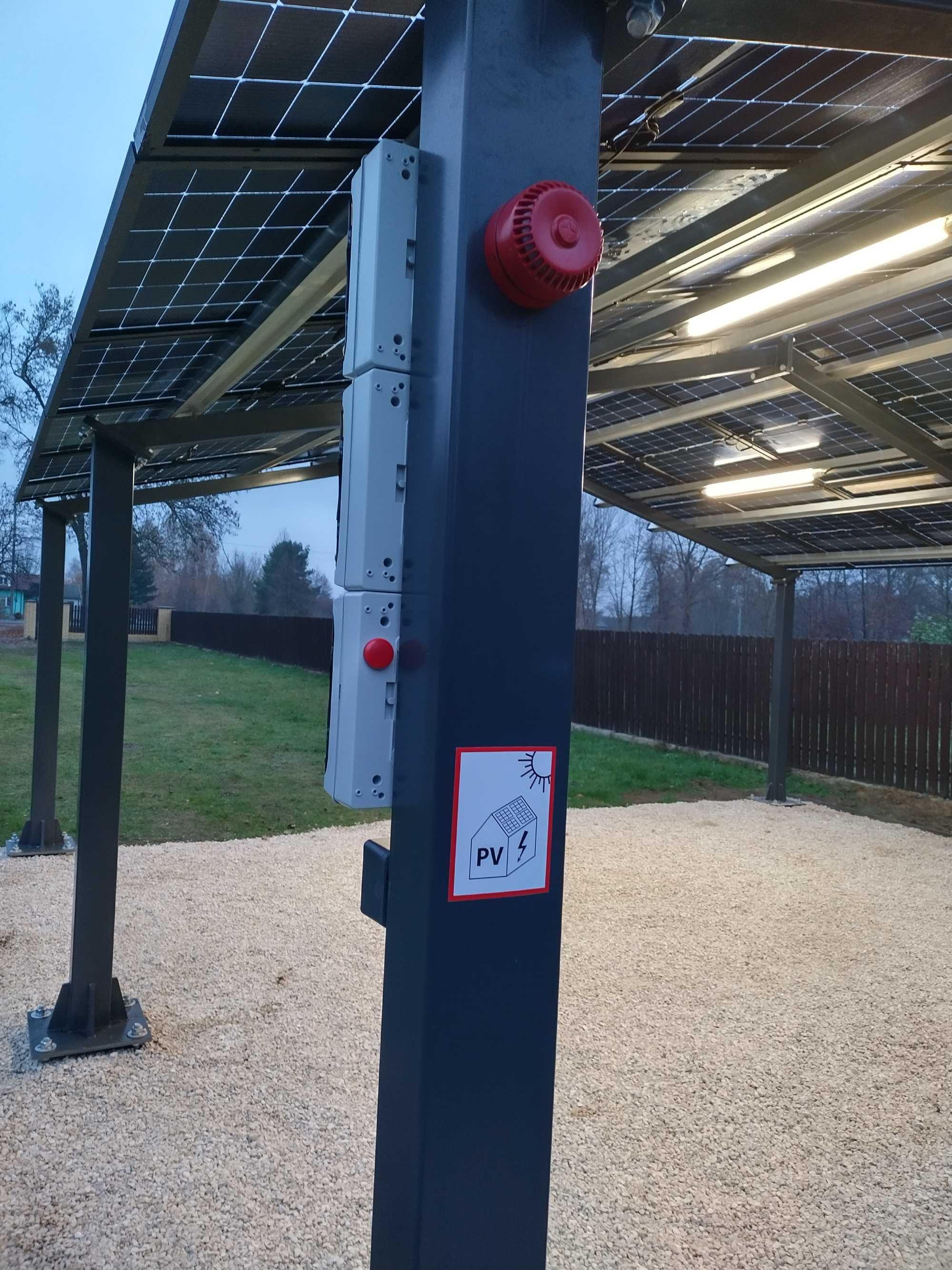 Wiata fotowoltaiczna / CARPORT / szczelna / 10 kWp