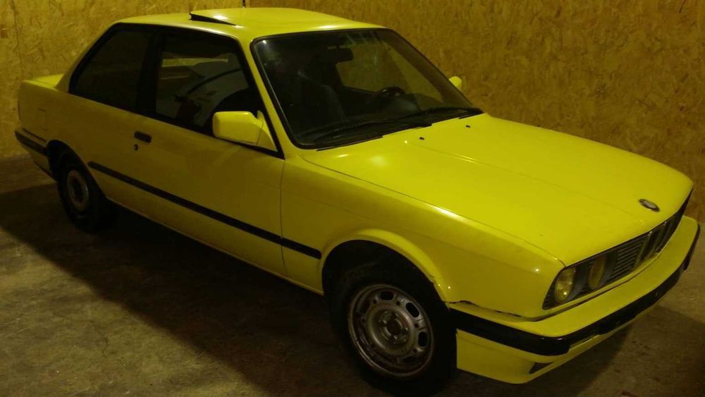 BMW E30 Coupe 320i_ Fase II_Para Peças