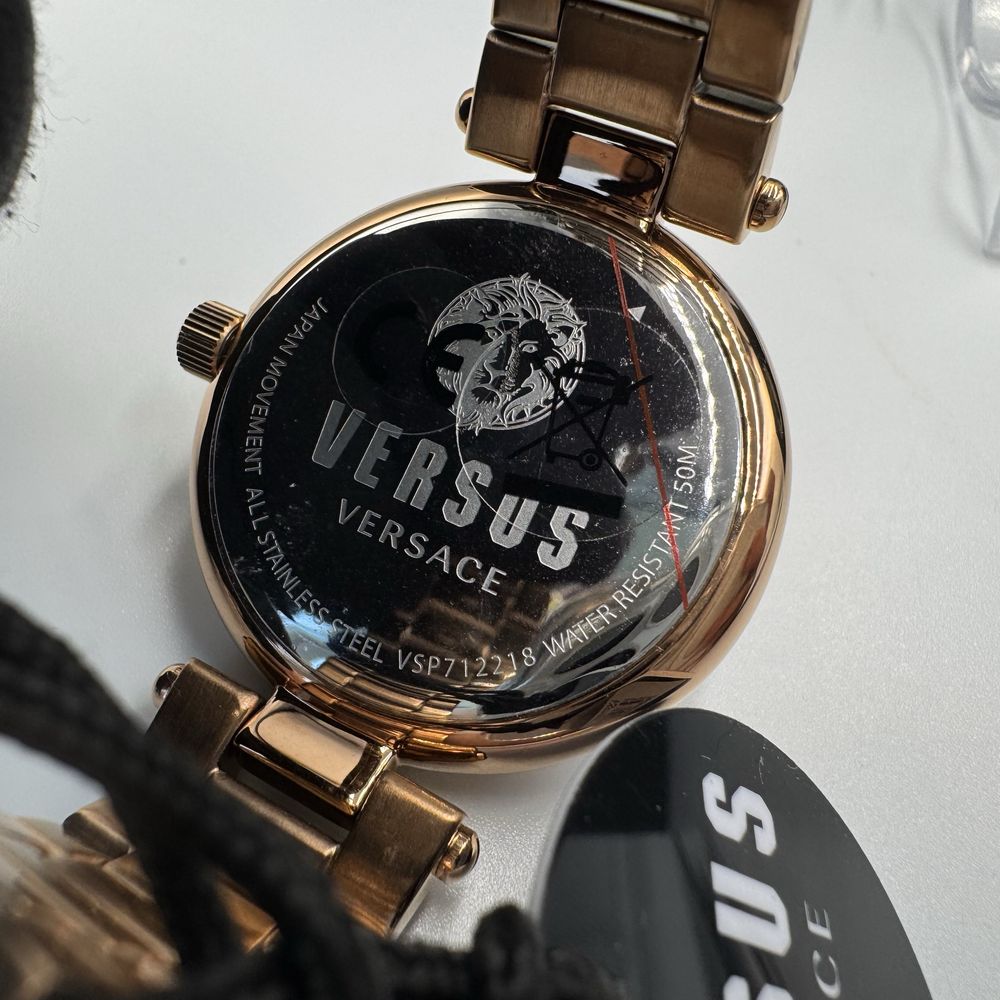 Жіночий годинник versus versace vsp712218 оригінал