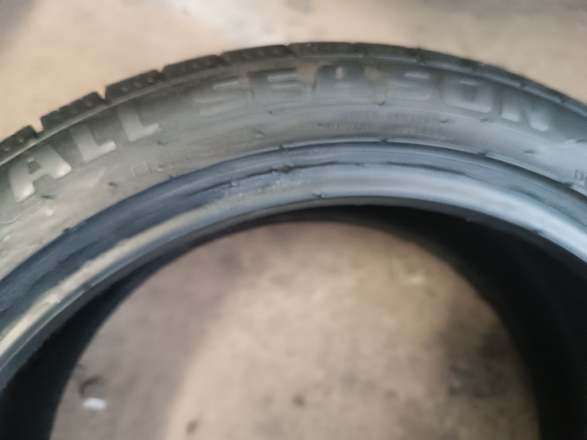 Sprzedam prawie nowe opony 205/45 r17