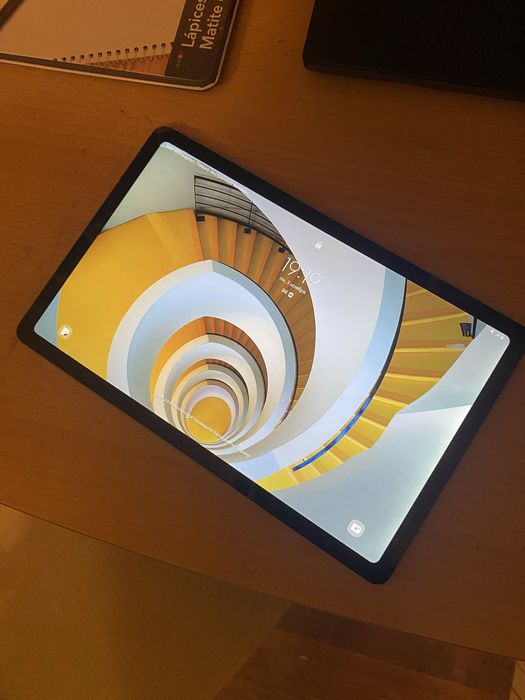 Samsung Galaxy Tab  S6 Lite LTE (SM-P615)-sprawny,pęknięcie w rogu ekr