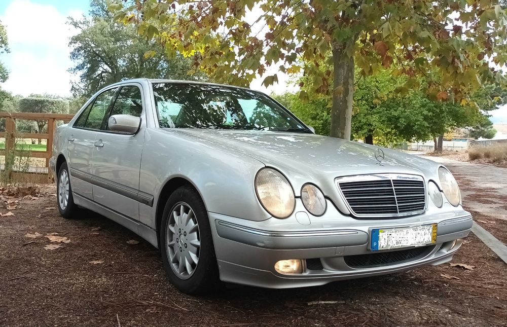 Mercedes-Benz E 220 CDI