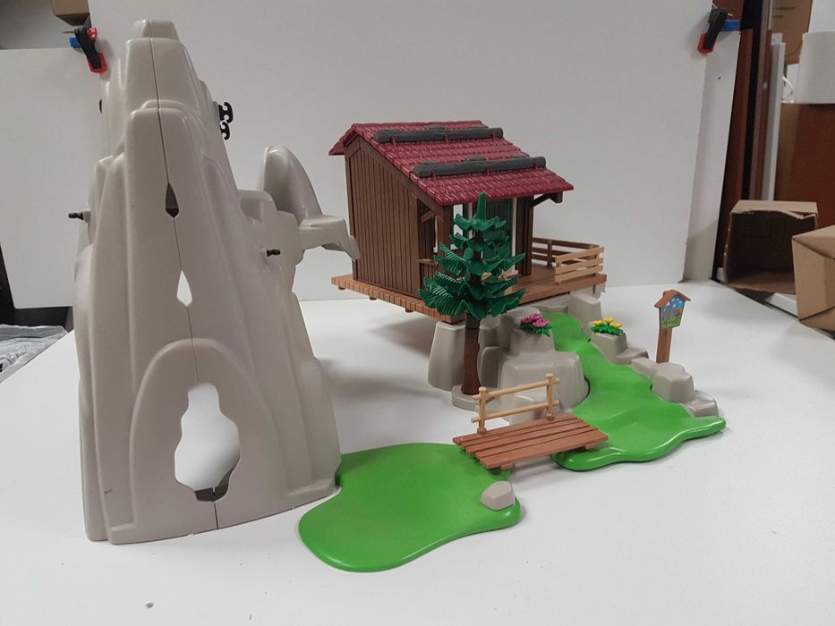 Playmobil Action 9126 Skała do wspinaczki z chatą