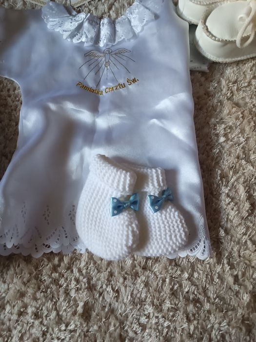 Zestaw do chrztu, sukienka, napis "Chrzest Święty", ocieplane buciki,