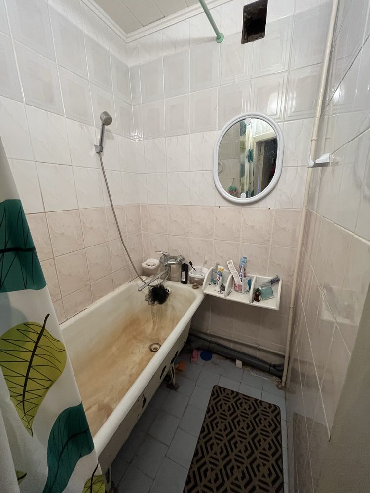 Продам 3-кімнатну квартиру в центрі міста!