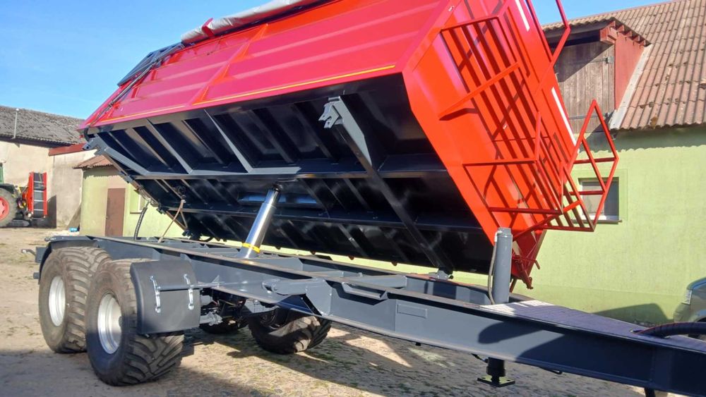 Tandem wywrotka 3 stronna KRAMPE 20 T resor skorupa