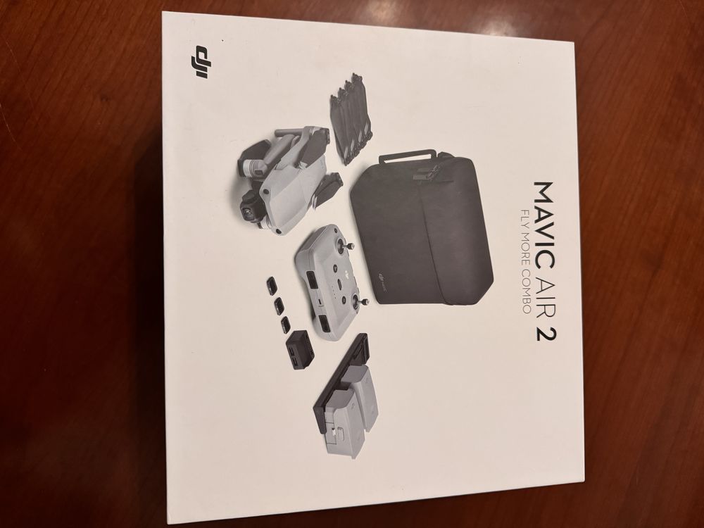 Drone DJI MAVIC AIR 2 Fly More Combo, como novo