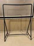 Suporte de cabides preto