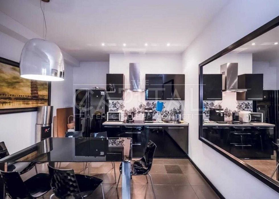 Продаж офіс  182 м2, Велика Васильківська, Центр