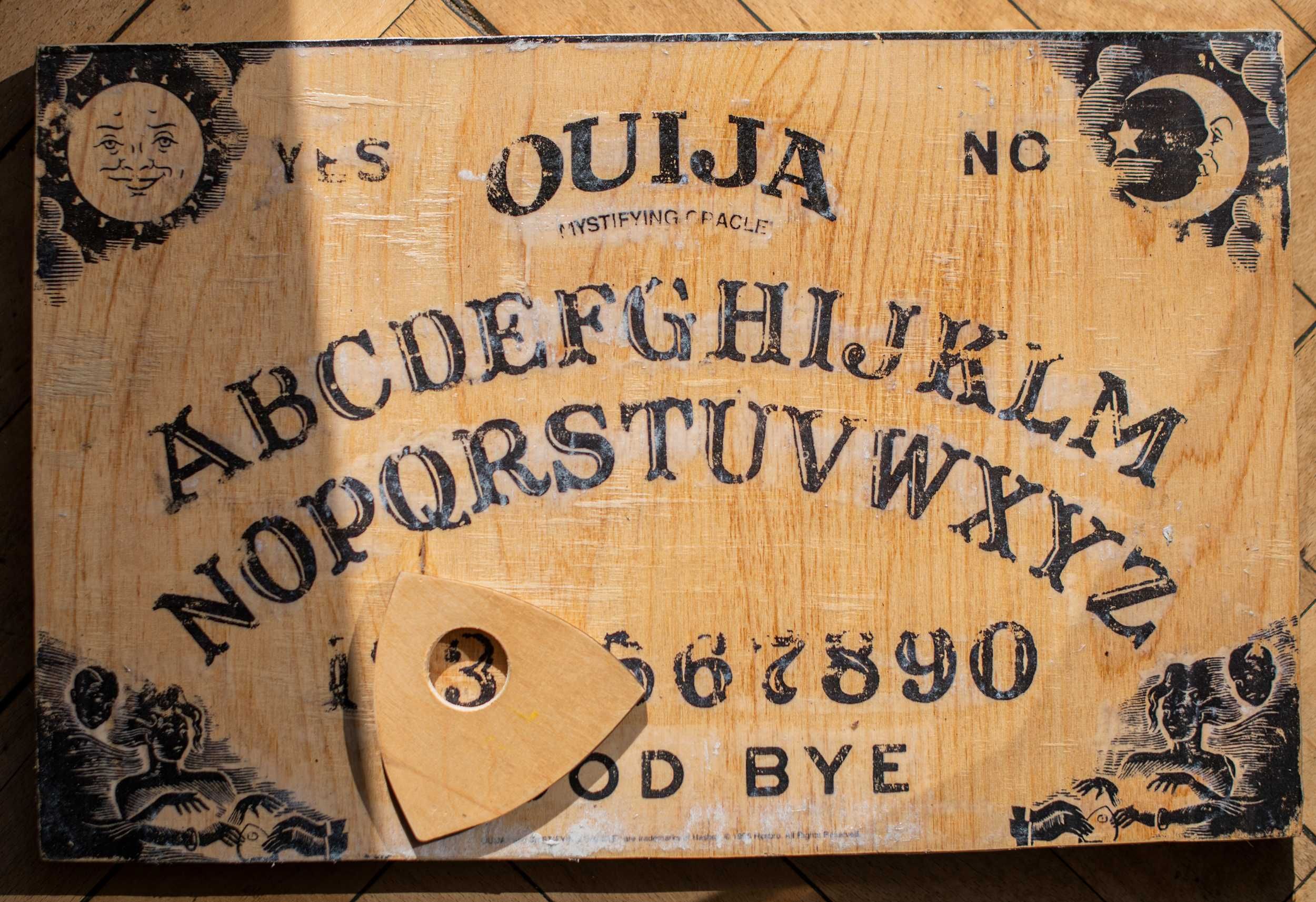 Tablica Ouija prezent wywoływanie duchów halloween gra planszowa