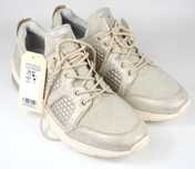 Nowe Sneakersy Mustang roz. 41
