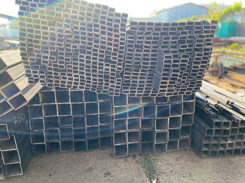 Труба профильная 20х20мм. - 120х120мм. 1-2 сорт, Металлопрокат.