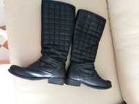 Botas de Cor Pretas Tamanho 35