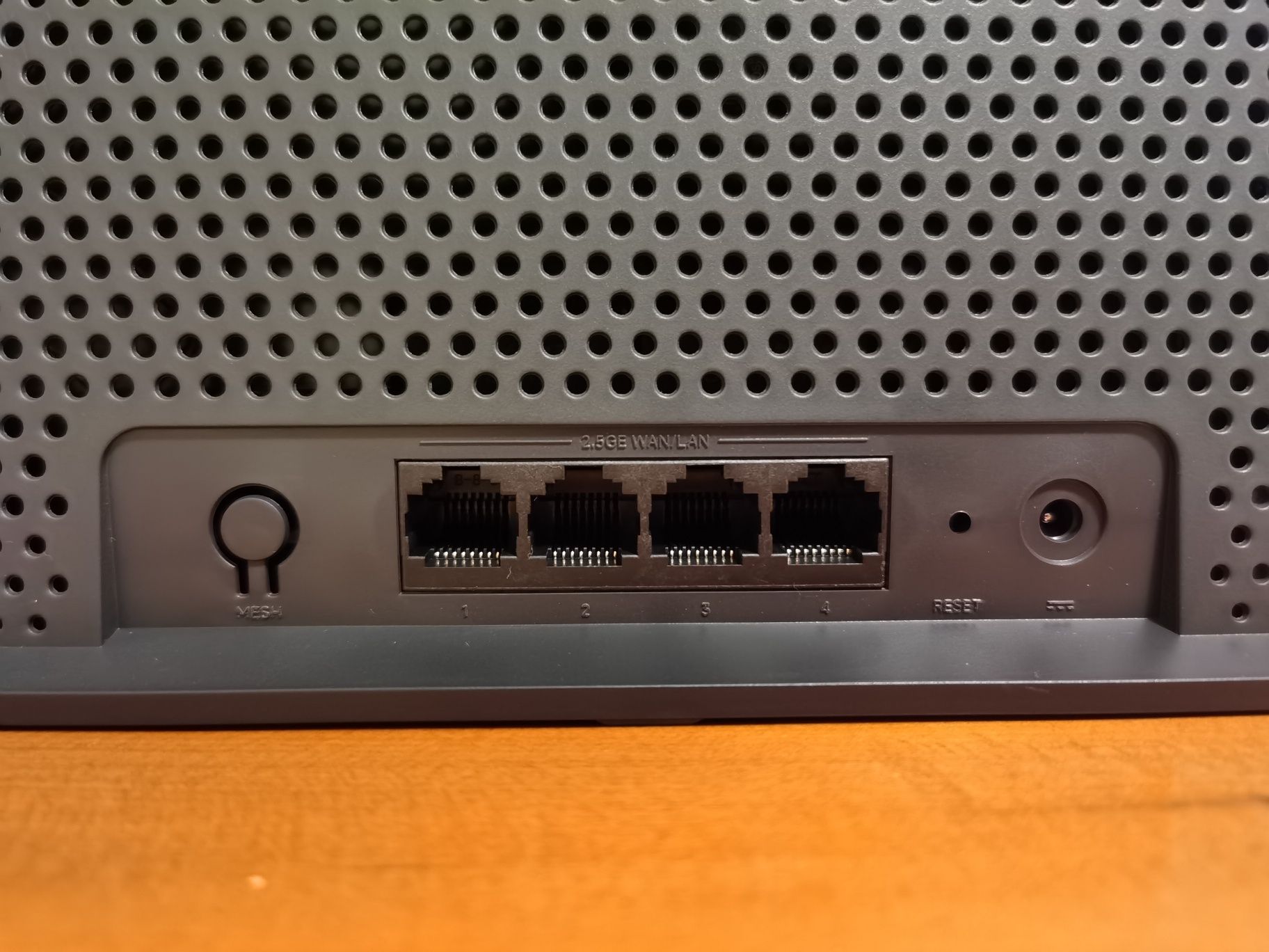 Xiaomi BE6500 (WiFi 7, 4x4 160Mhz, 4K-QAM, MLO, 4x2.5GbE) роутер