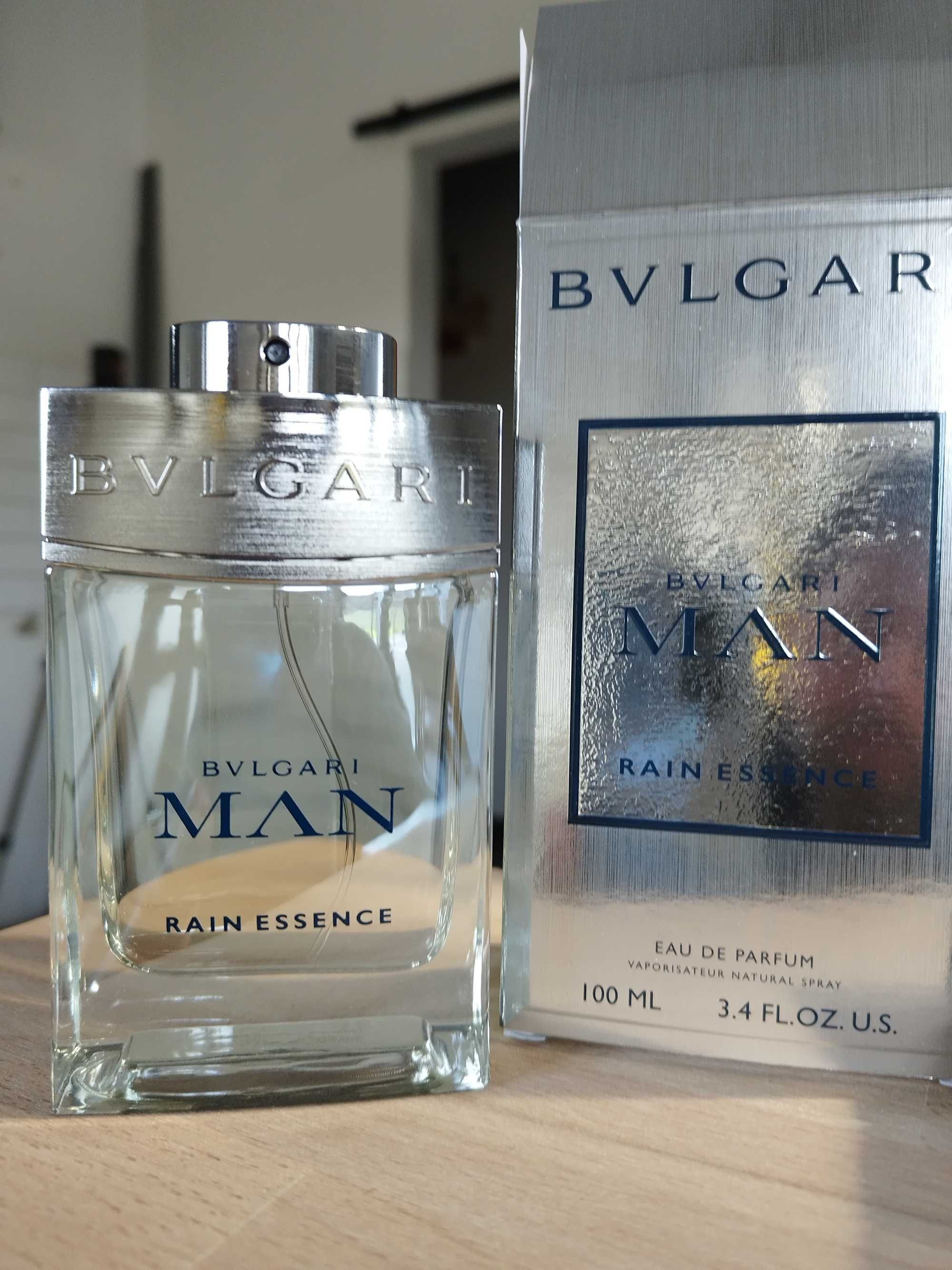 Perfum BVLGARI Man Rain Essence