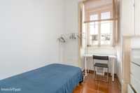 39930 - Quarto com cama de solteiro em apartamento com 4 quartos