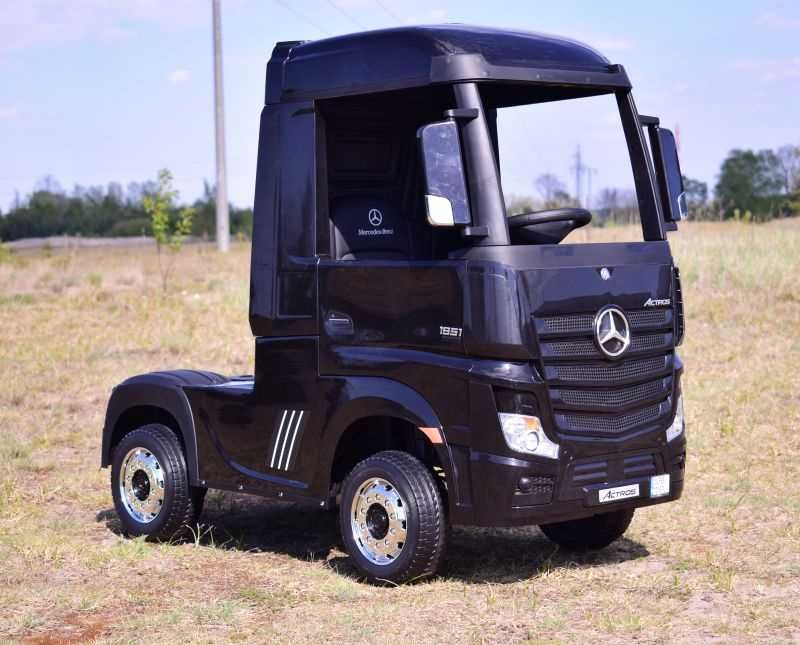 Autko na akumulator MEGA CIĘŻARÓWKA MERCEDES ACTROS 4X4 zabawka pojazd
