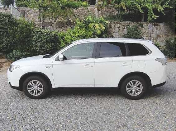 Mitsubishi Outlander 2.0 PHEV Intense Navi
