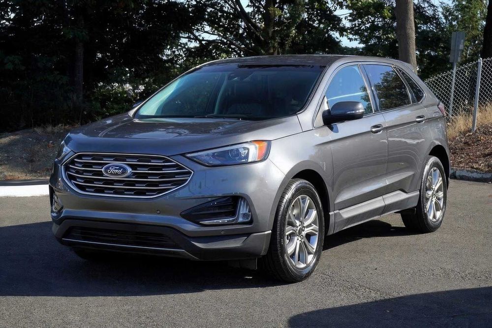 Ford Edge Titanium      2024