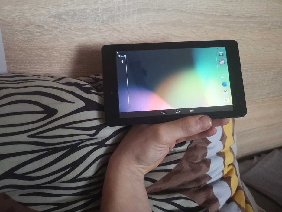 Tablet Kiano Intelect7 z wadą