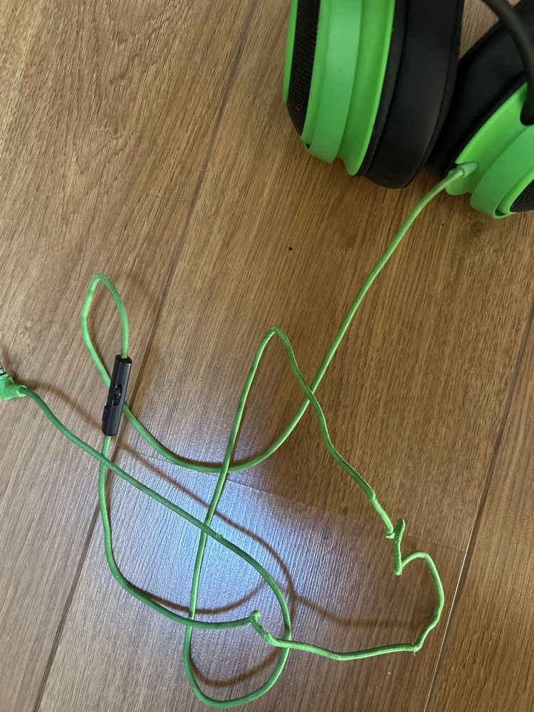 Fones Razer verdes