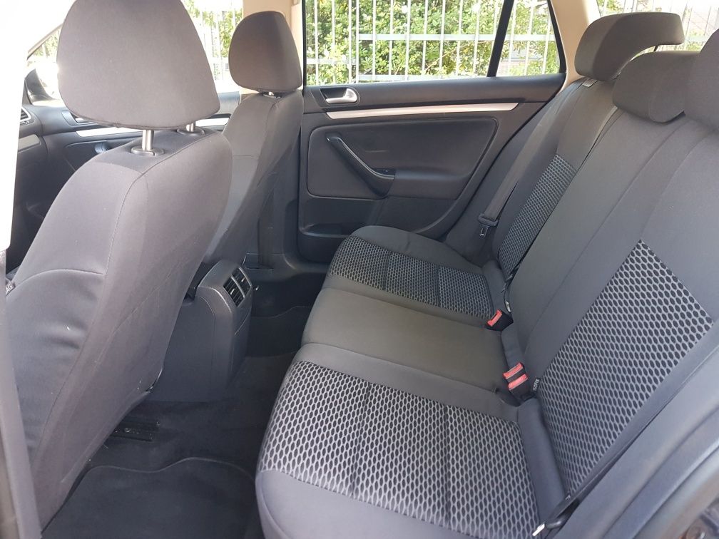 VW Golf VI Variant 1.6 tdi *ISOFIX*