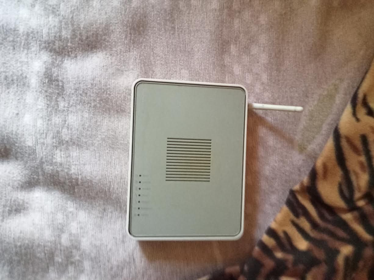 Modems  usados de diversas marcas