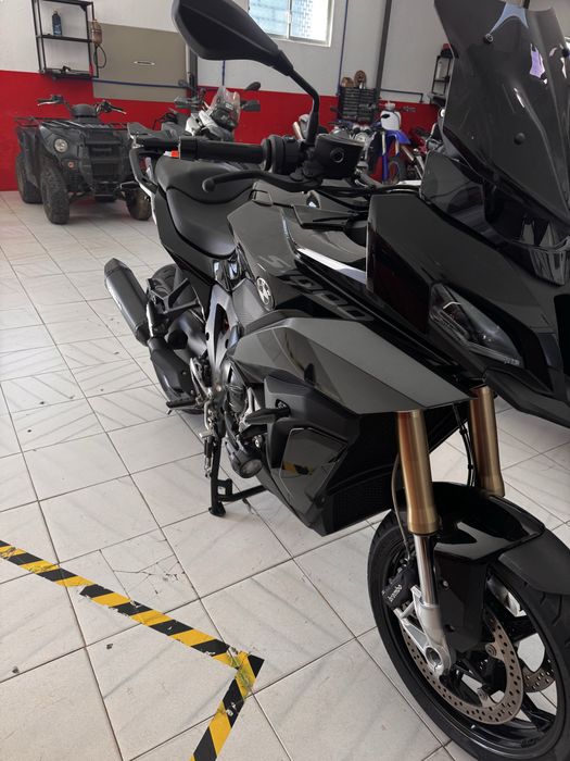 BMW S 1000 XR Triple Black