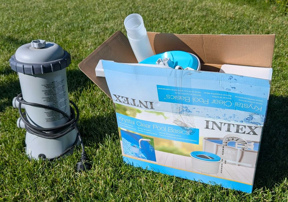Skimmer firmy Intex + pompa basenowa