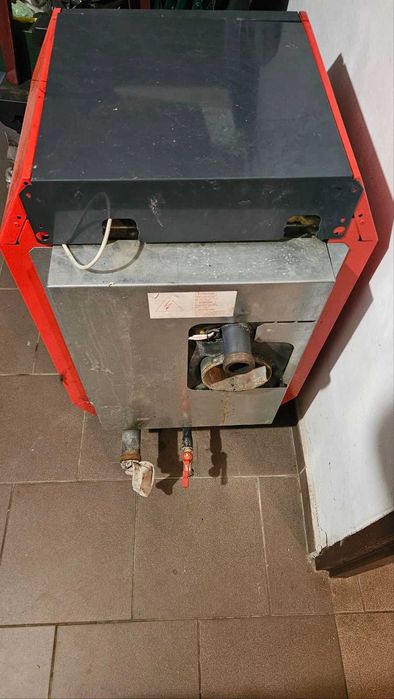 Piec gazowy Stiebel Eltron/ Oertli PKR-140 z palnikiem Weishaupt WG5N