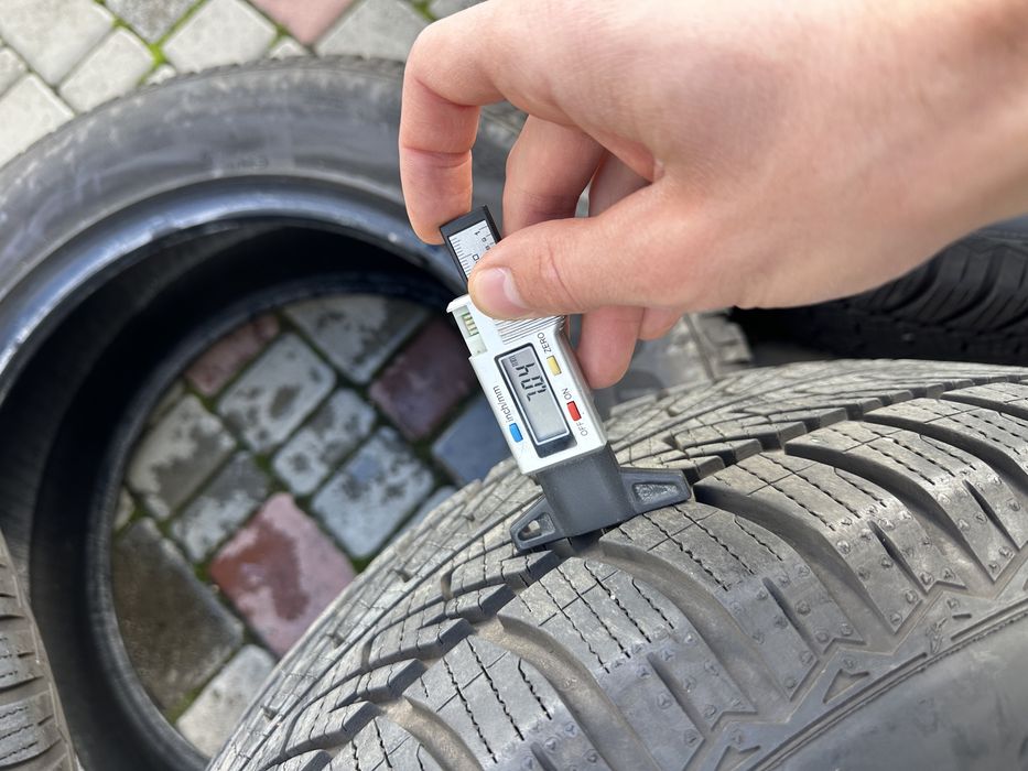 Зимова резина R18 255/60R18 2021рік Good Year
