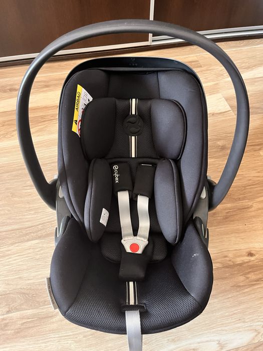Fotelik Cybex Cloud G i-Size Plus Moon Black